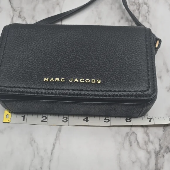 Marc Jacobs Black Pebbled Leather Crossbody Mini Bag - Picture 6 of 8